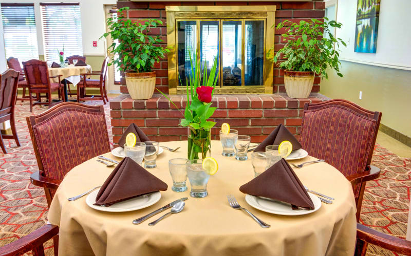 The resident dining room at Junction City Retirement and Assisted Living in Junction City, Oregon. 