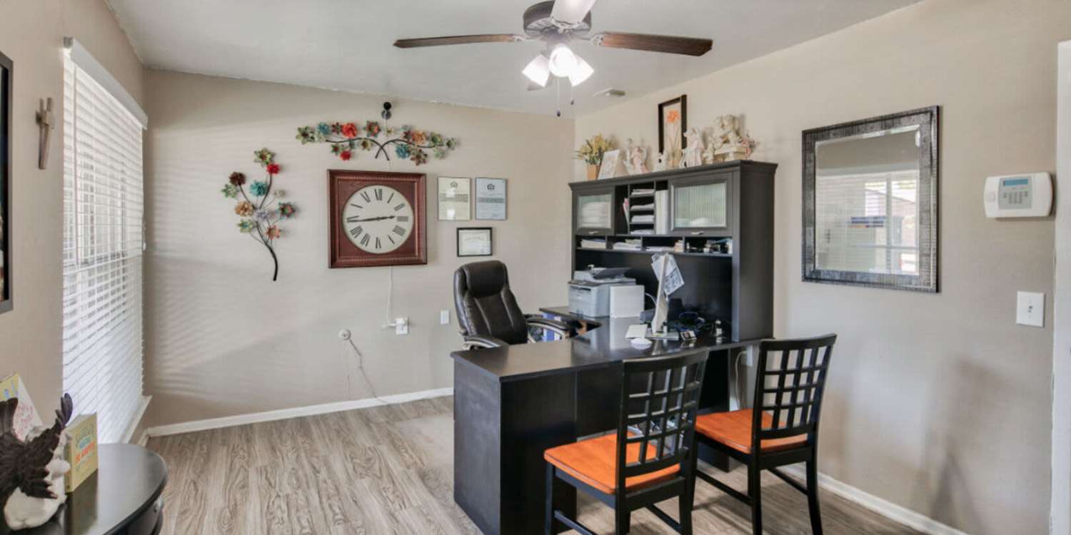 Comfortable apartments at King Place Apartments in Greenville,Texas