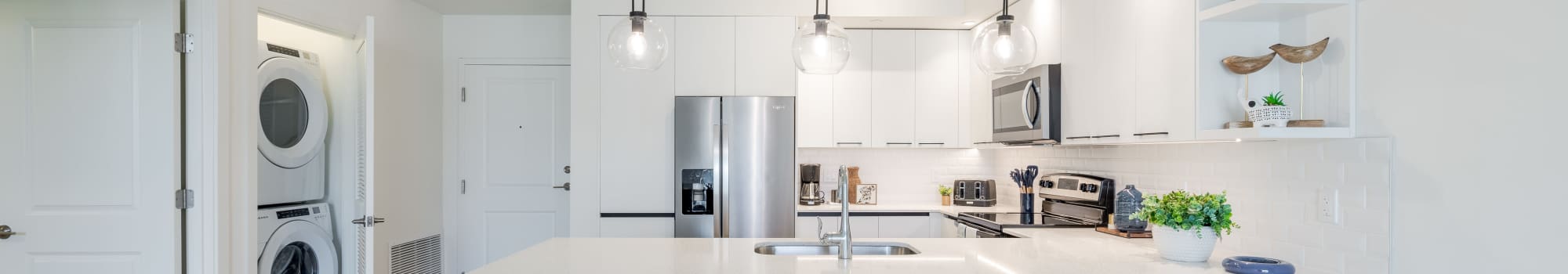 Photos of South Pointe Apartments in Miami Lakes, Florida