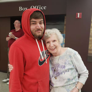 Resident Jean giving hugs for her Dare to Dream event near Holstein Senior Living in Holstein, Iowa