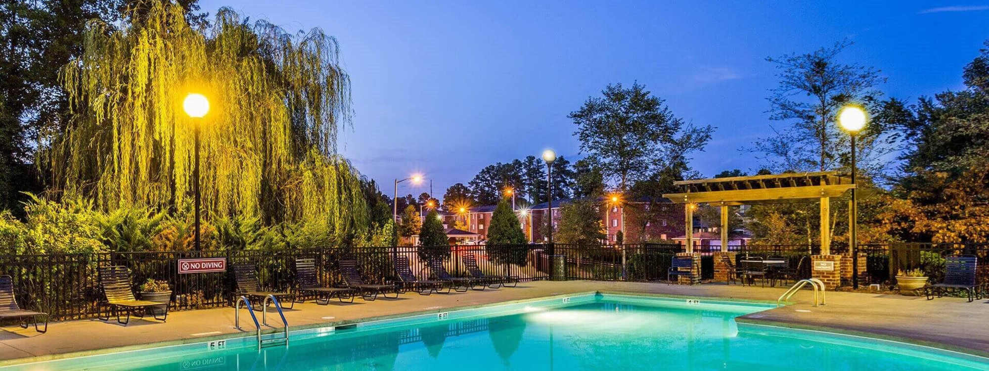 Luxury and resort-style apartments at Fayetteville, North Carolina apartments at Eagle Point Village