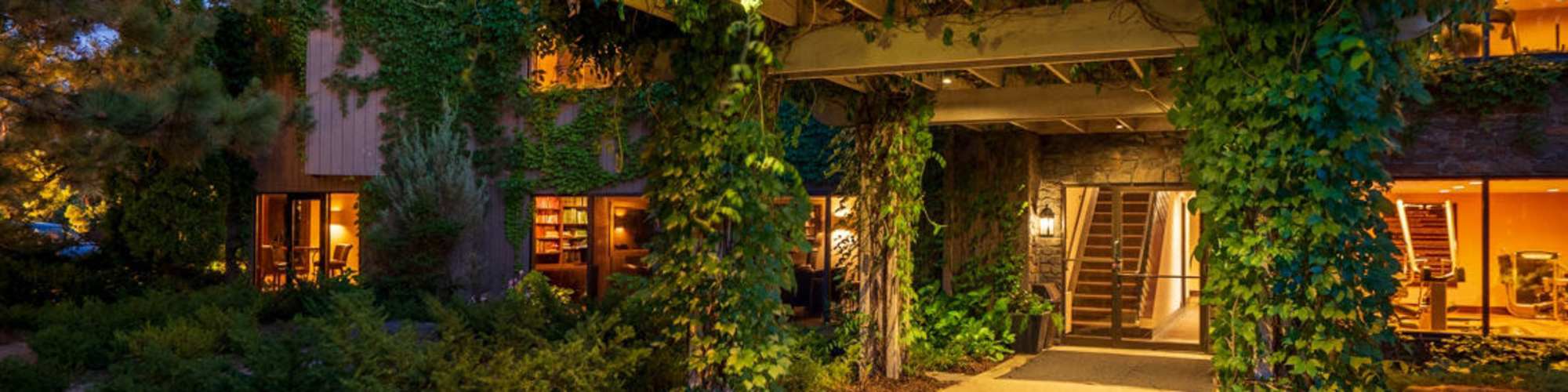Schedule a Tour | Cedars of Edina in Edina, Minnesota