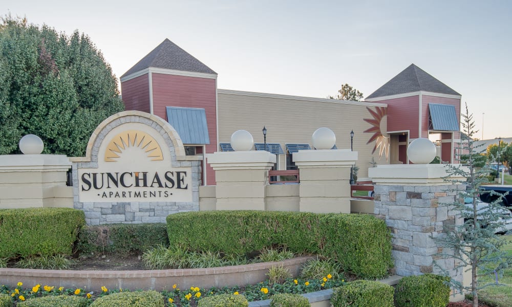 Exterior at Sunchase Apartments in Tulsa, Oklahoma