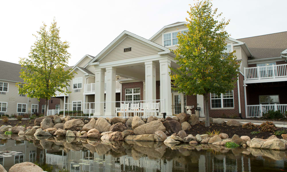 Patio with outside seating at The Keystones of Cedar Rapids in Cedar Rapids, Iowa