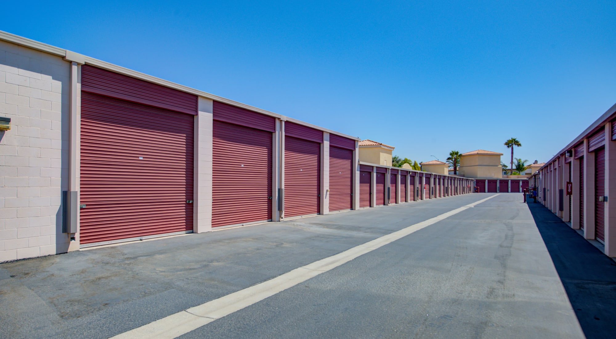 Self storage in Chatsworth CA