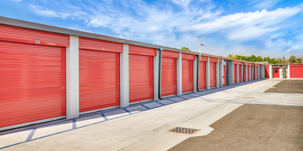 Climate controlled drive-up units at StorQuest Self Storage in Tampa, Florida