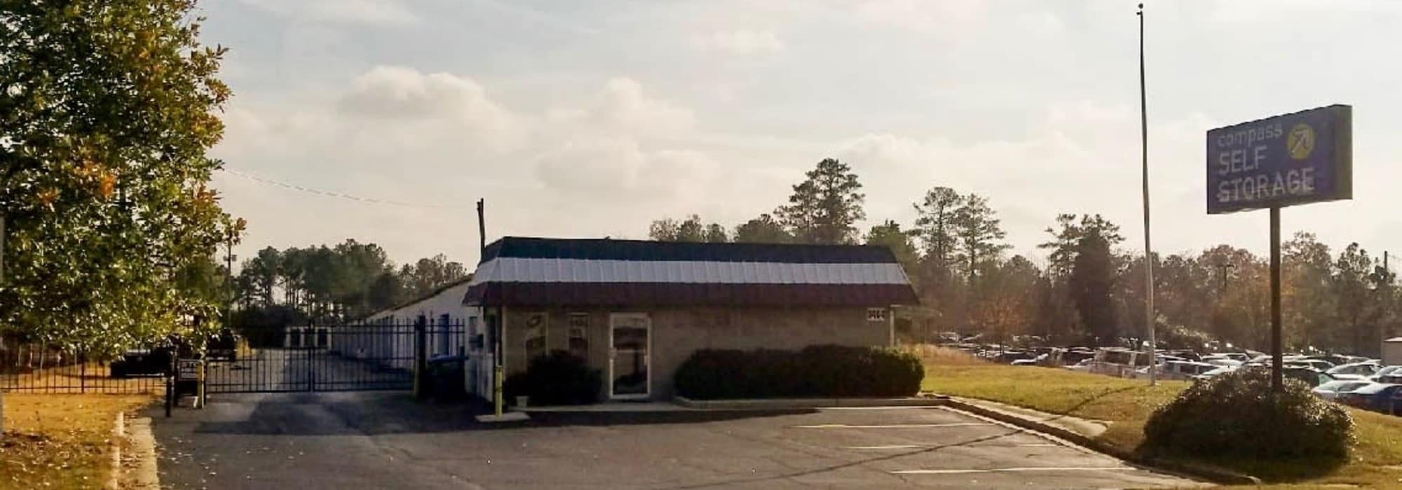 Self storage in Snellville GA