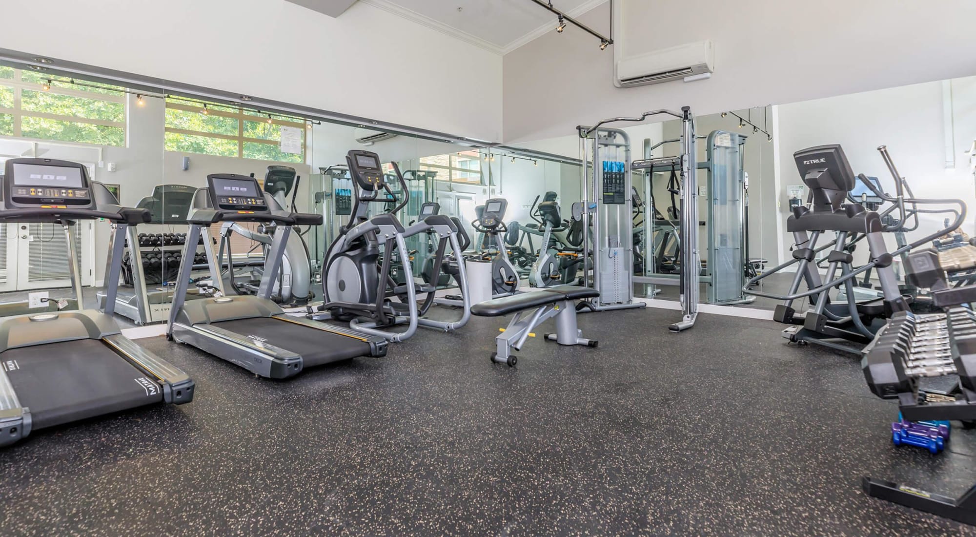 Apartment living at Delano in Redmond, Washington