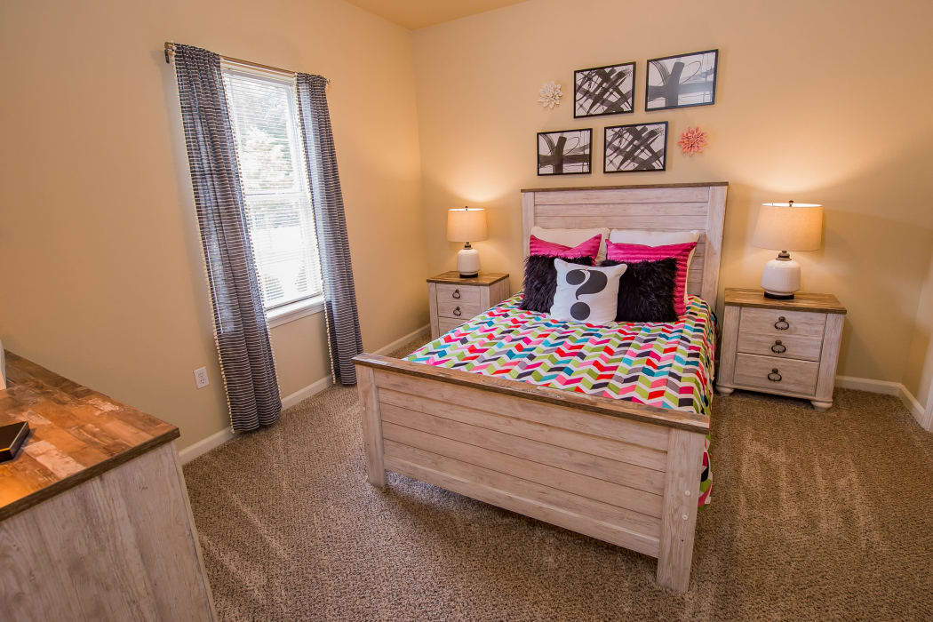 Living room at Lexington Park Apartment Homes in North Little Rock, Arkansas