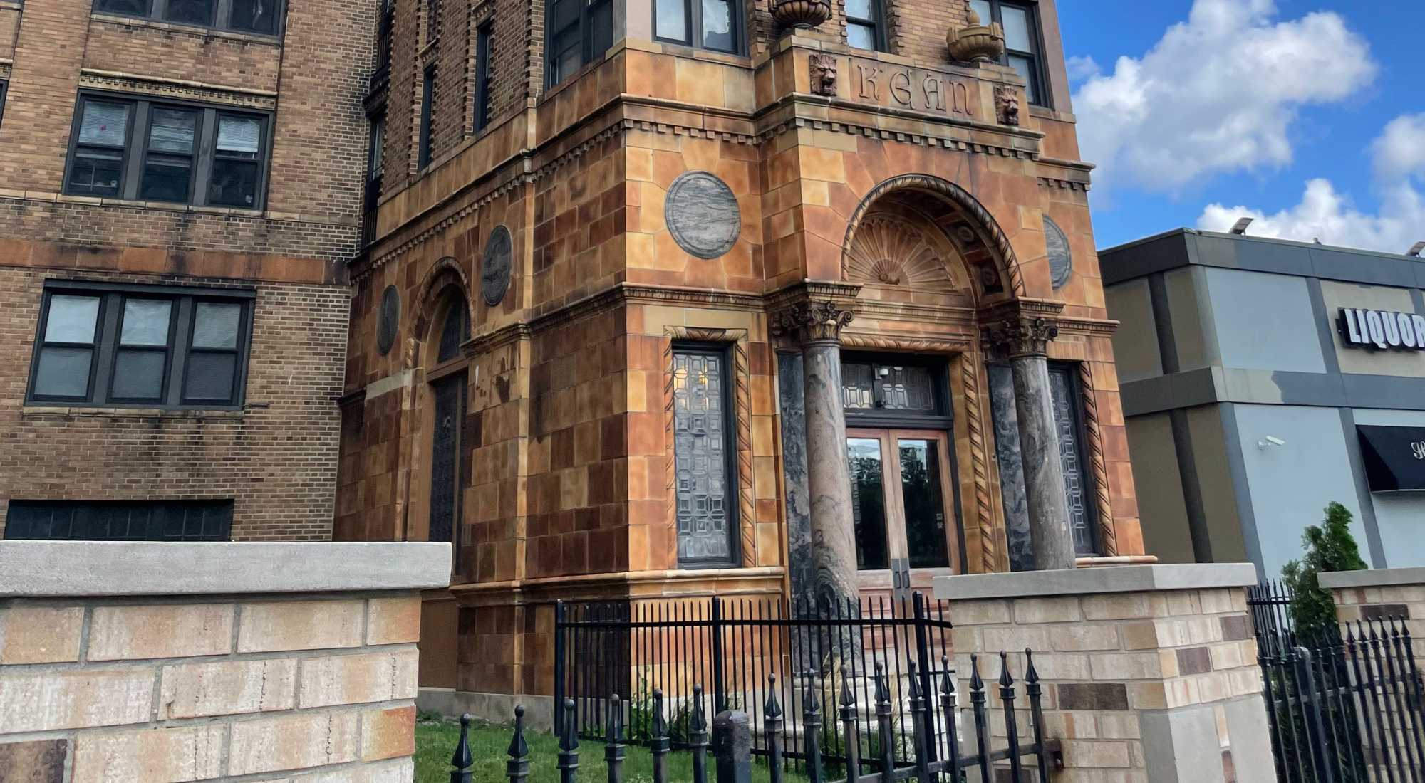 Kean | Detroit Living in Detroit, Michigan