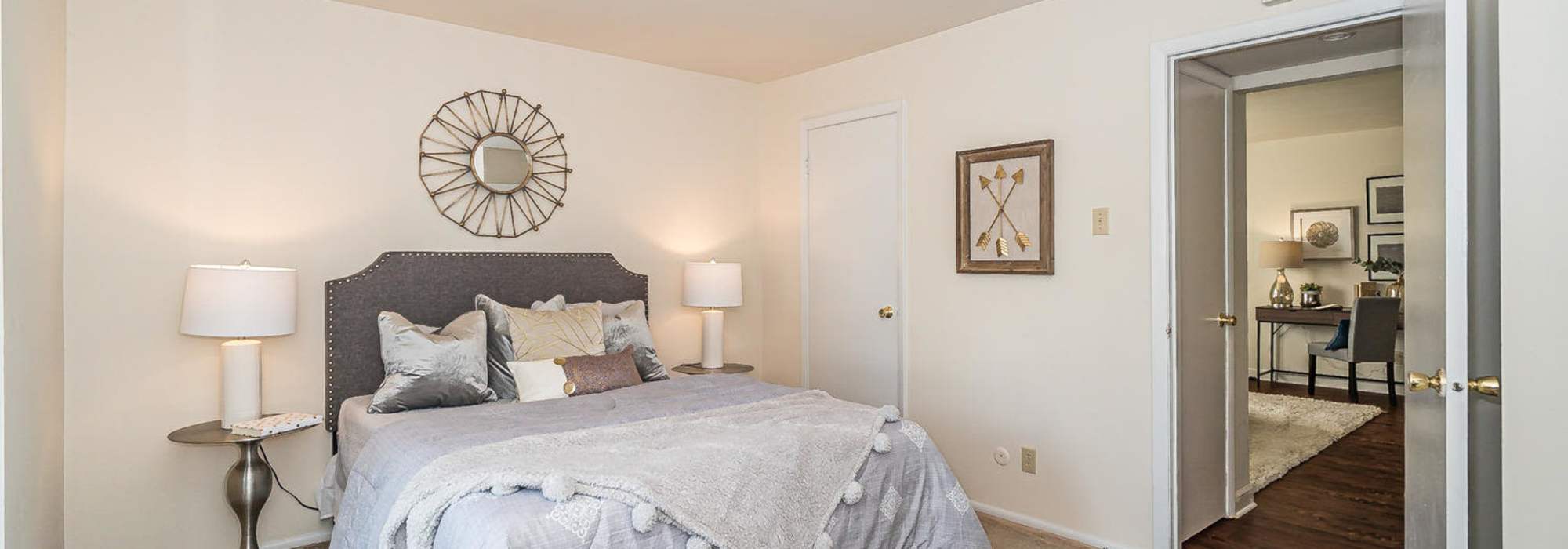 Apply at Pear Tree in Saint Ann, Missouri