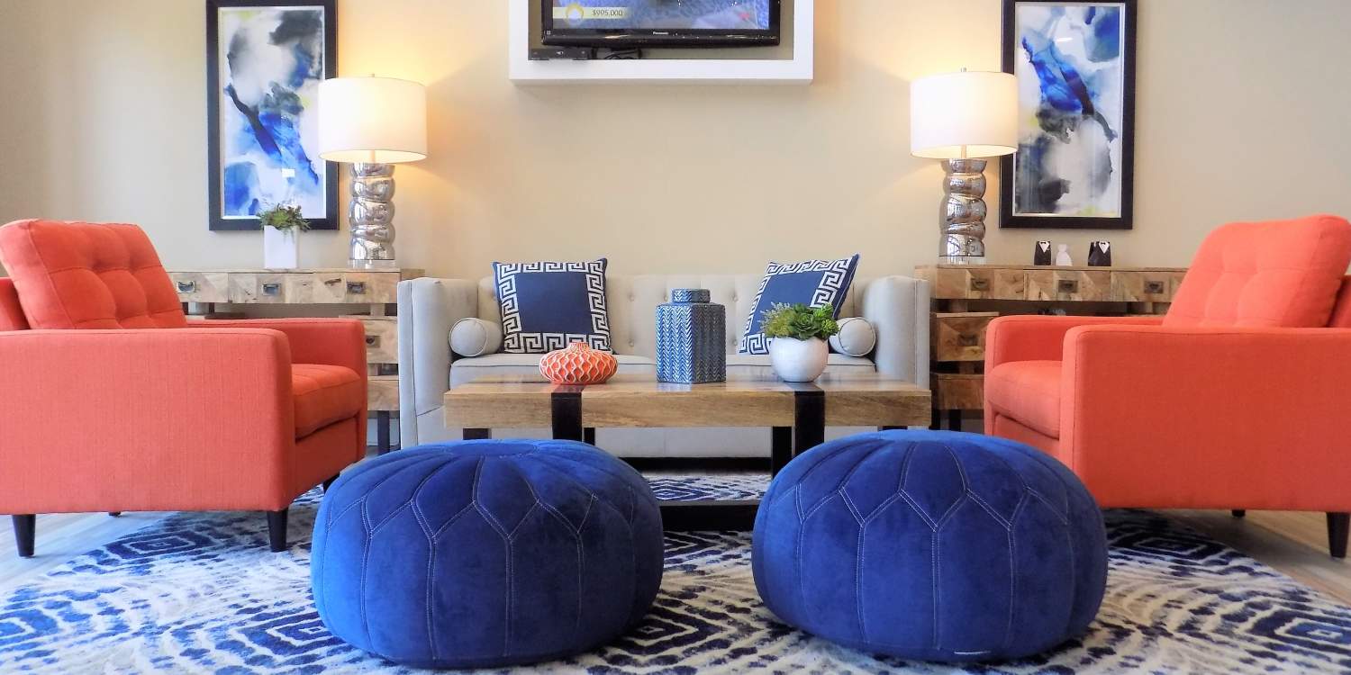 Clubhouse at Branch Creek Apartments in Carrollton, Texas