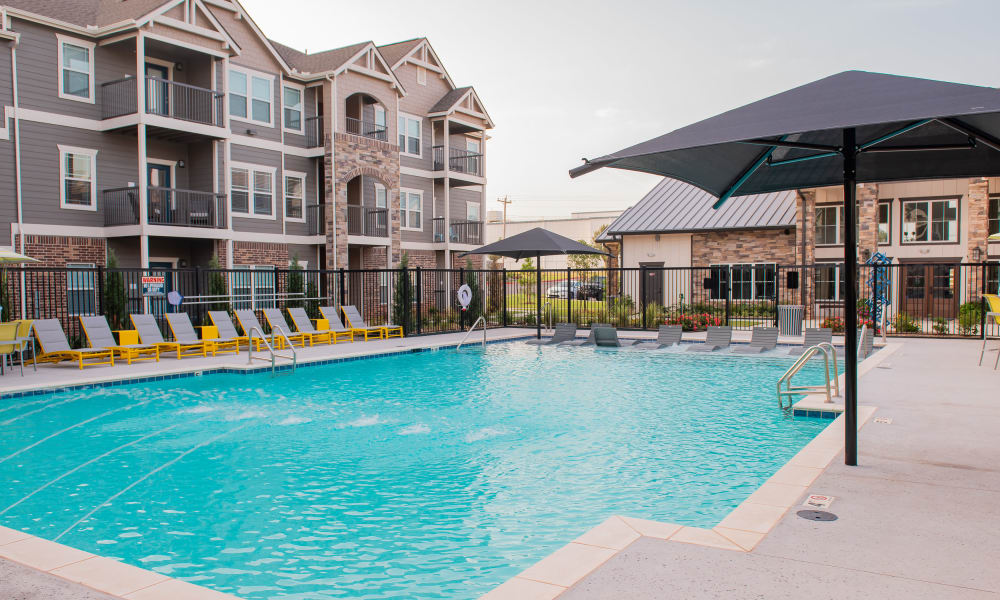 Pool at Artisan Crossing in Norman, Oklahoma