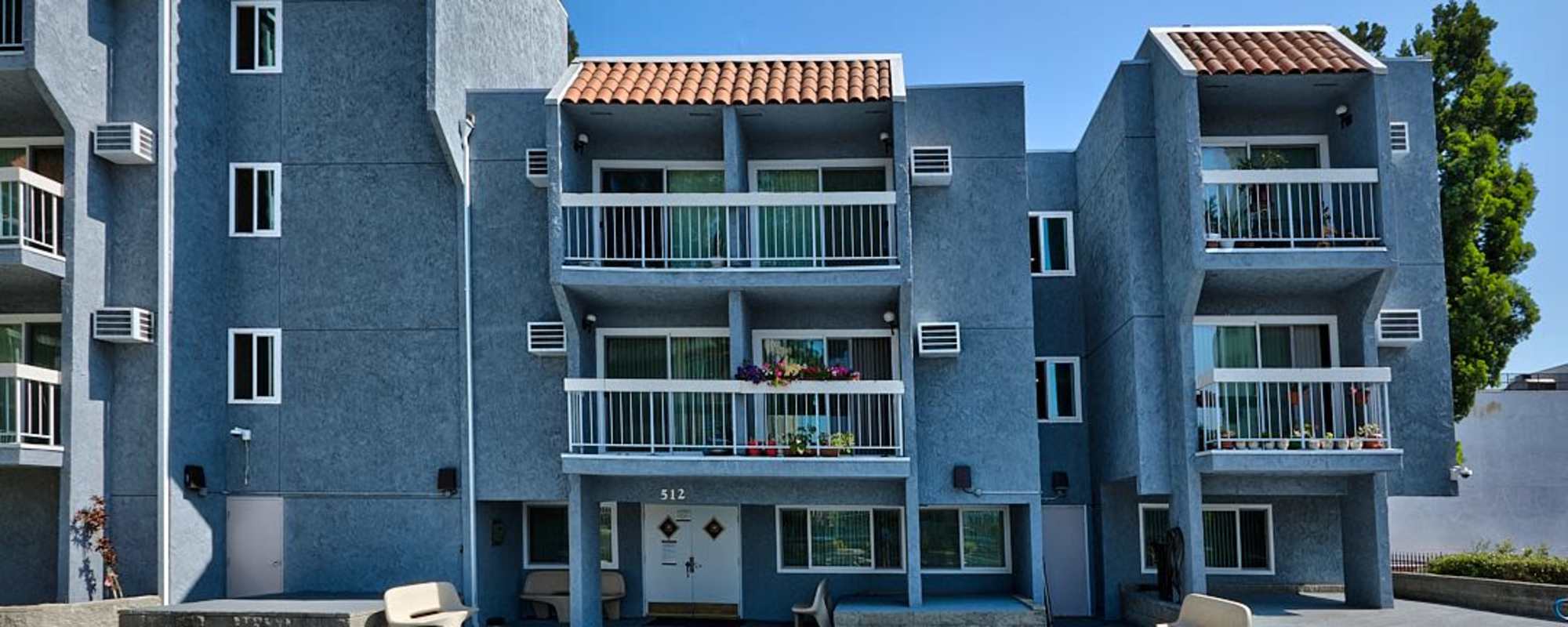 Apartments at Carondelet in Los Angeles, California