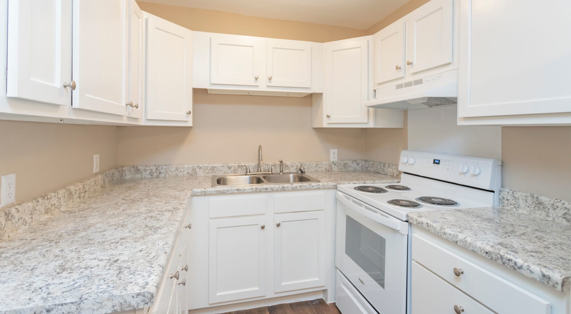 Updated Kitchen at Maple Creek in Nashville, TN