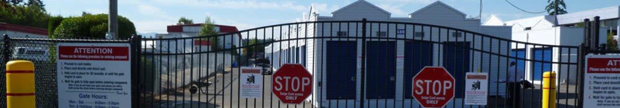 Self storage units in Parksville