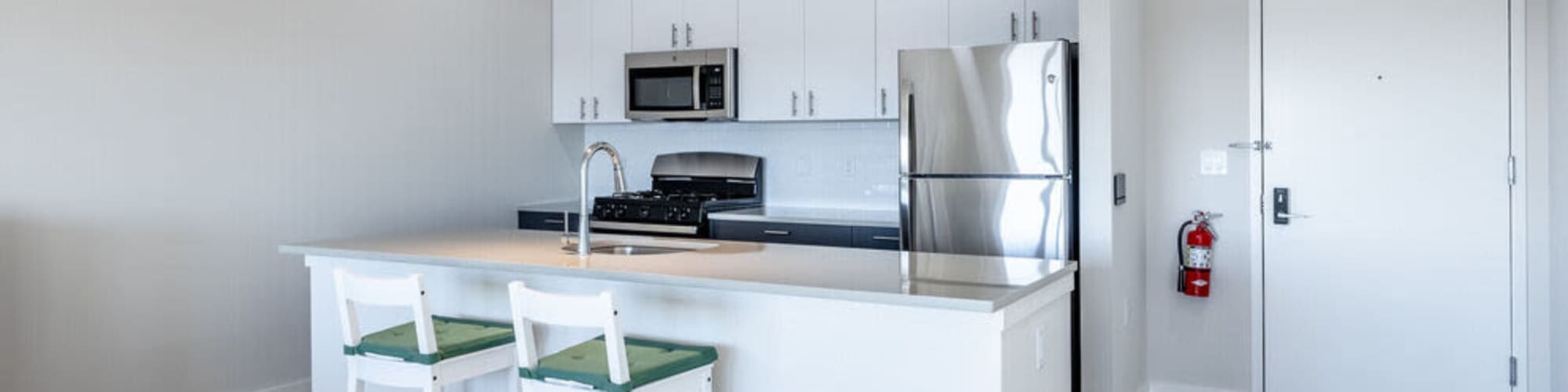 Schedule a Tour at Hilltop Senior in Irvington, New Jersey