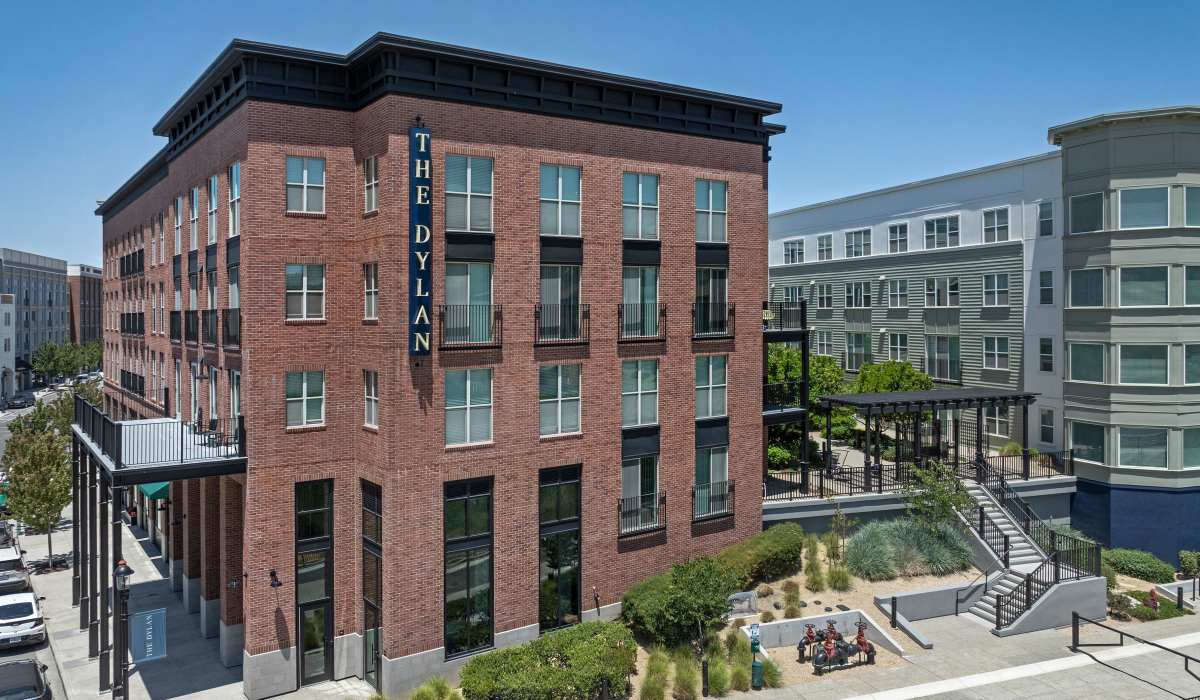 neighborhood at The Dylan Apartment Homes in Hercules, California