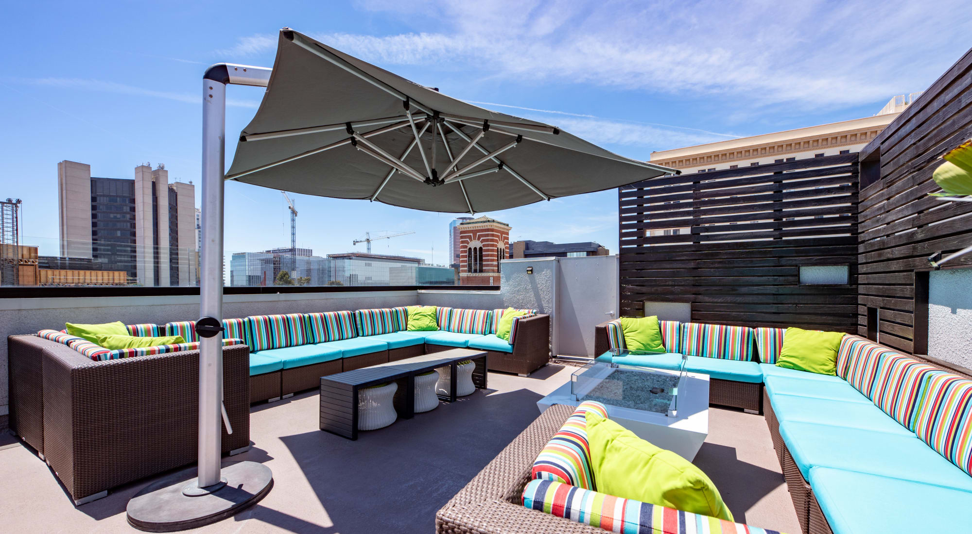 Amenities at Sofi at 3rd in Long Beach, California