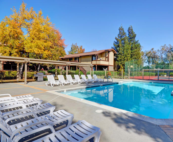 The pretty pool at Avery Park Apartments in Fairfield, California
