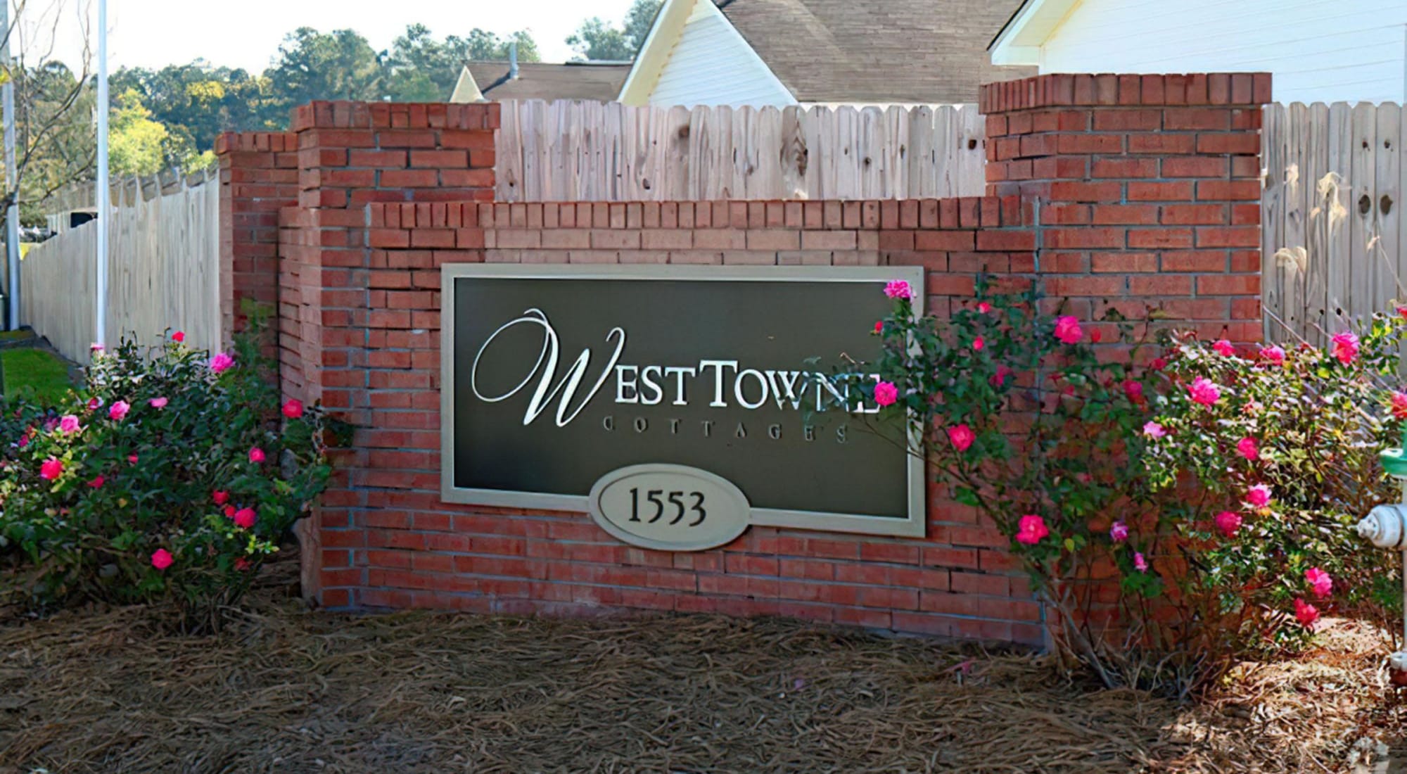 West Towne Cottages 2 of 4