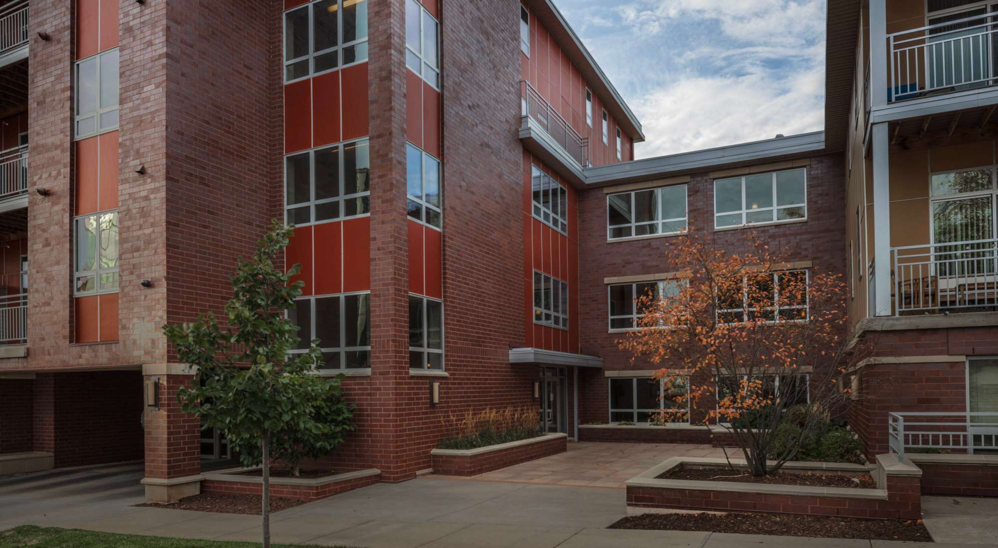 Schedule a Tour | The Ideal in Madison, Wisconsin