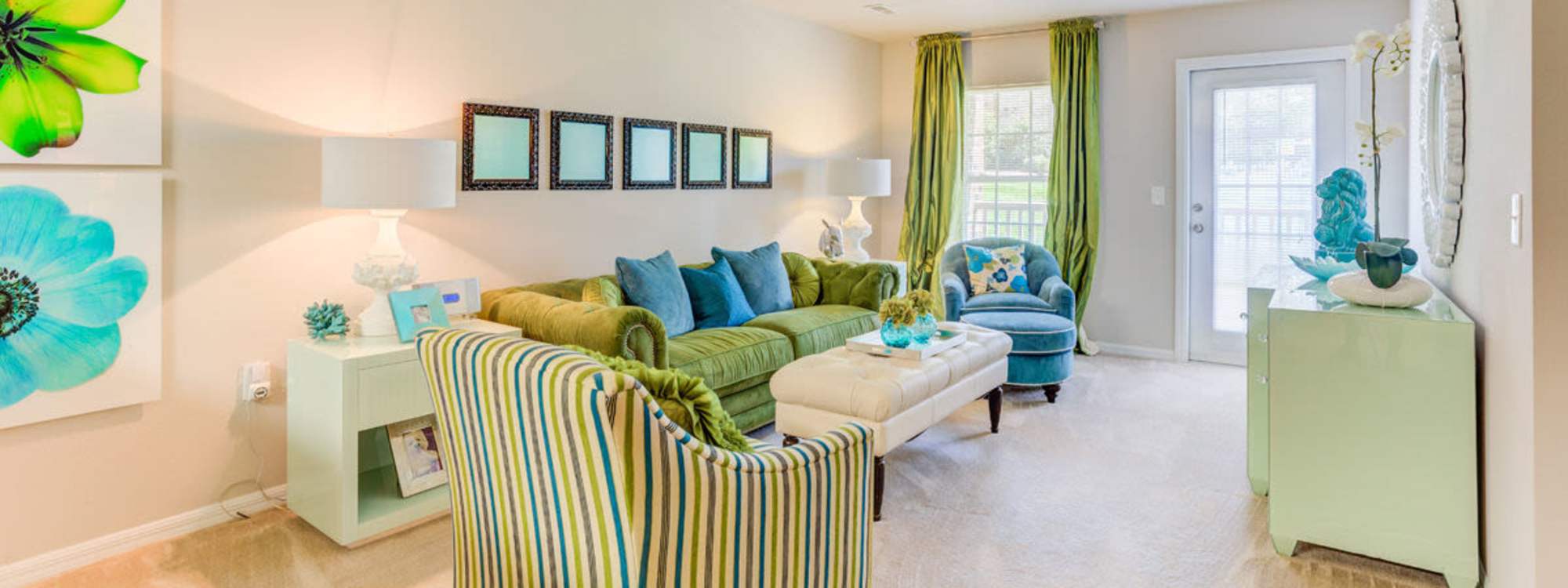 Apartments at Greensboro, North Carolina apartments at Innisbrook Village