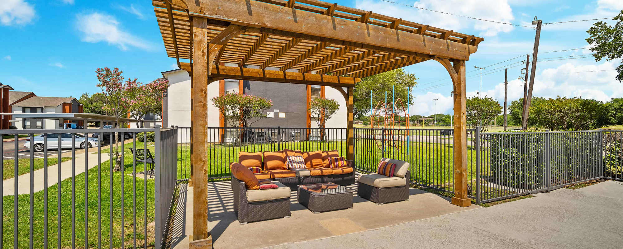 Apartments at Aria Residences in Mesquite, Texas