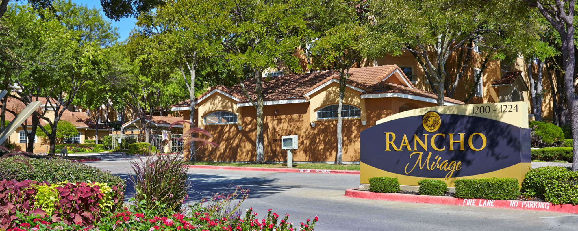 Welcome to Rancho Mirage in Irving, Texas 