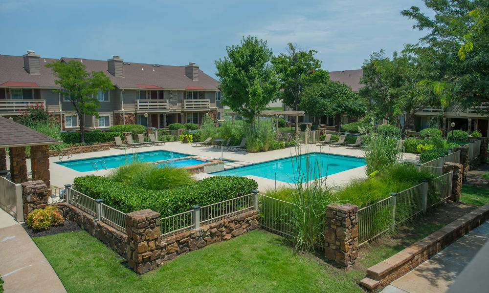 Pool at Chardonnay in Tulsa, Oklahoma