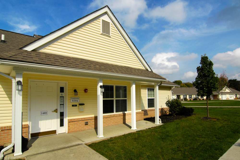 Exterior view of apartment at Lightner Greene in New Castle, Pennsylvania