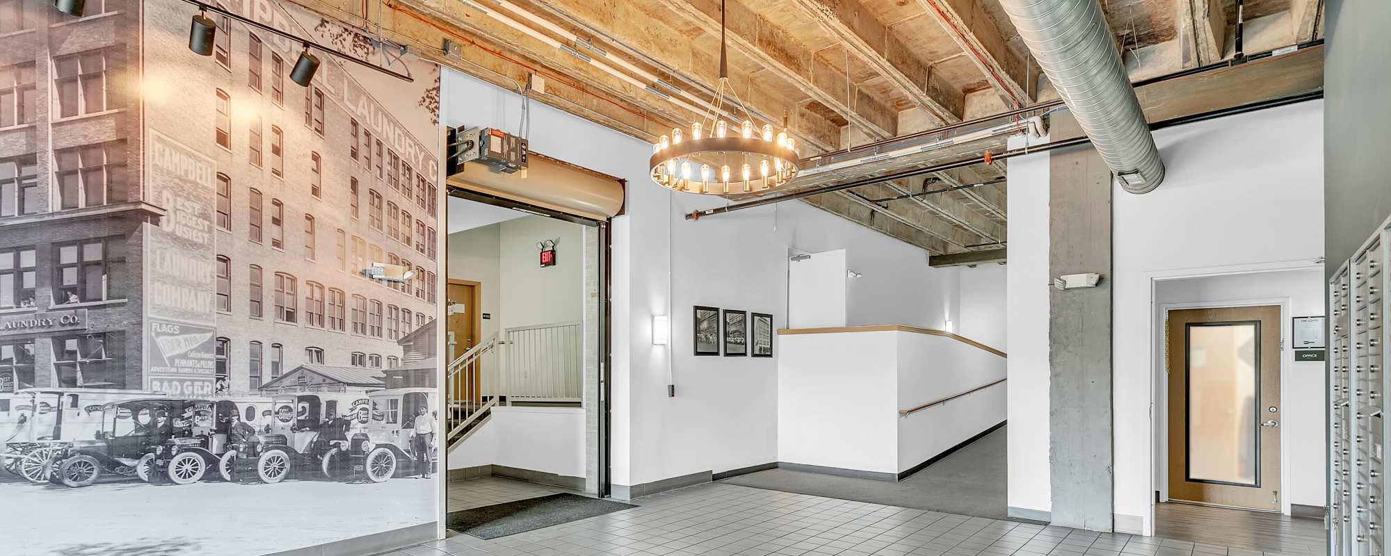 Apartments at 700 Lofts in Milwaukee, Wisconsin