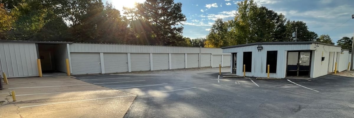 Features at KO Storage in Paragould, Arkansas