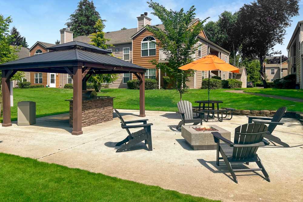 BBQ and Fire Pit at Carriage Park Apartments in Vancouver, Washington