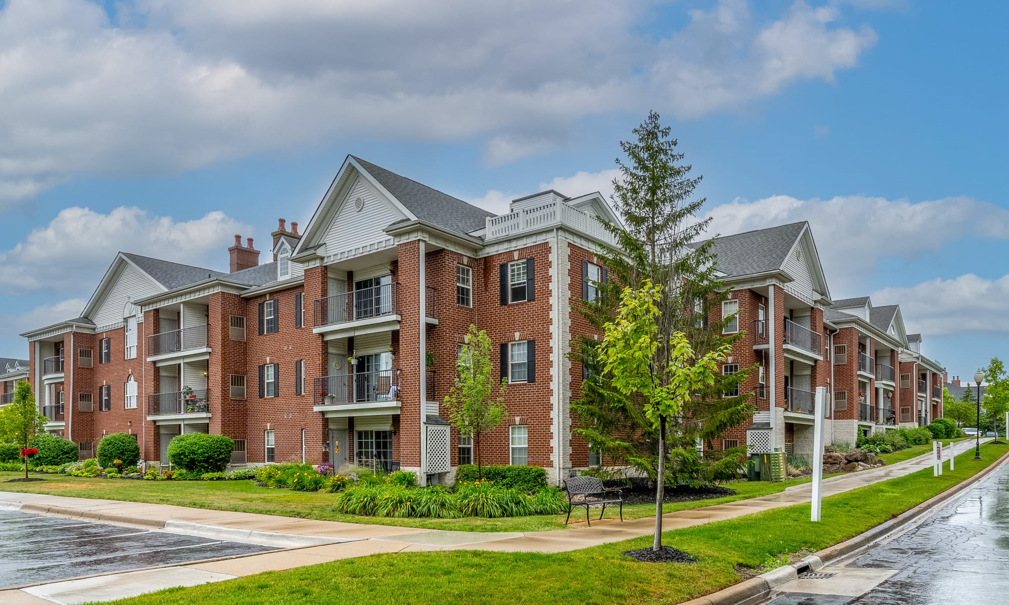 Senior living in Novi, MI