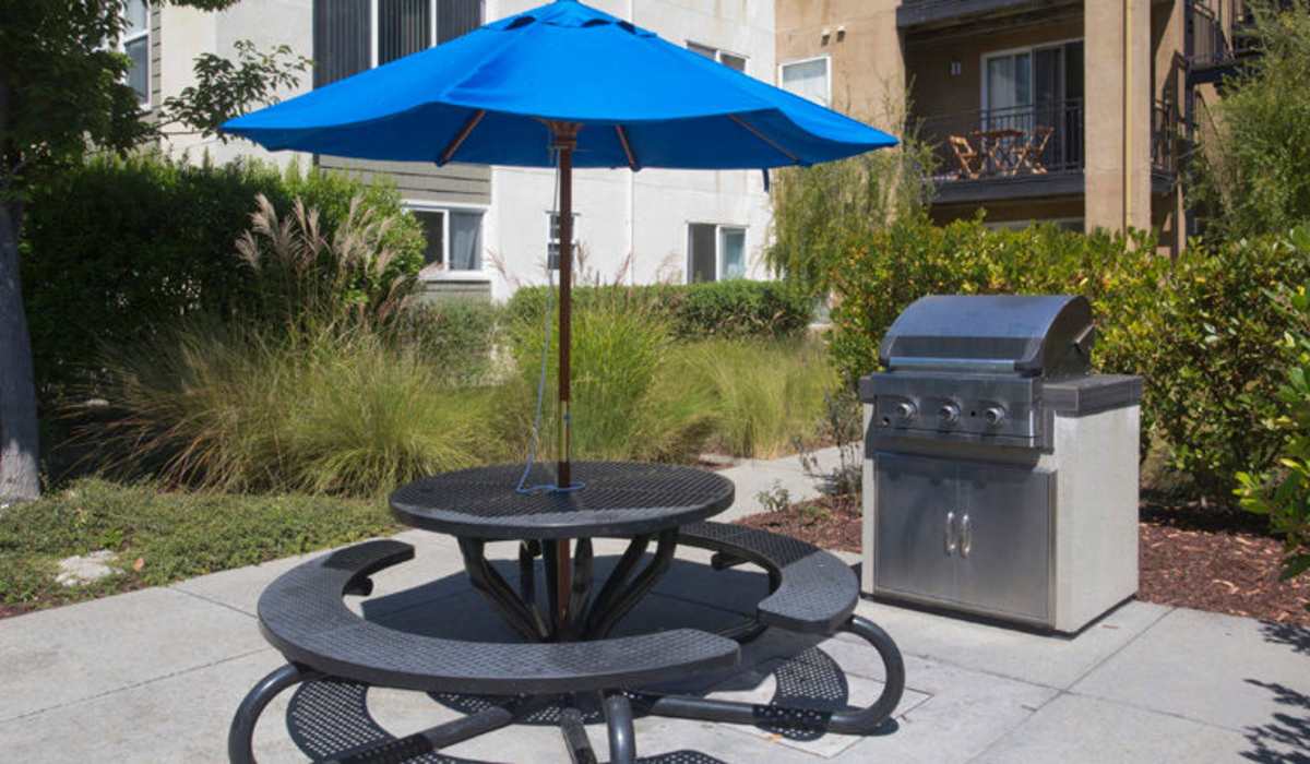 Outdoor grilling station and patio at Pacific Shores, Santa Cruz, California