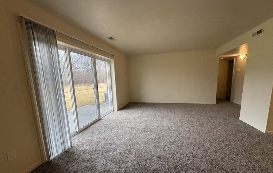 Close access to patio at Mount Vernon Arms Apartments in Merrillville, Indiana