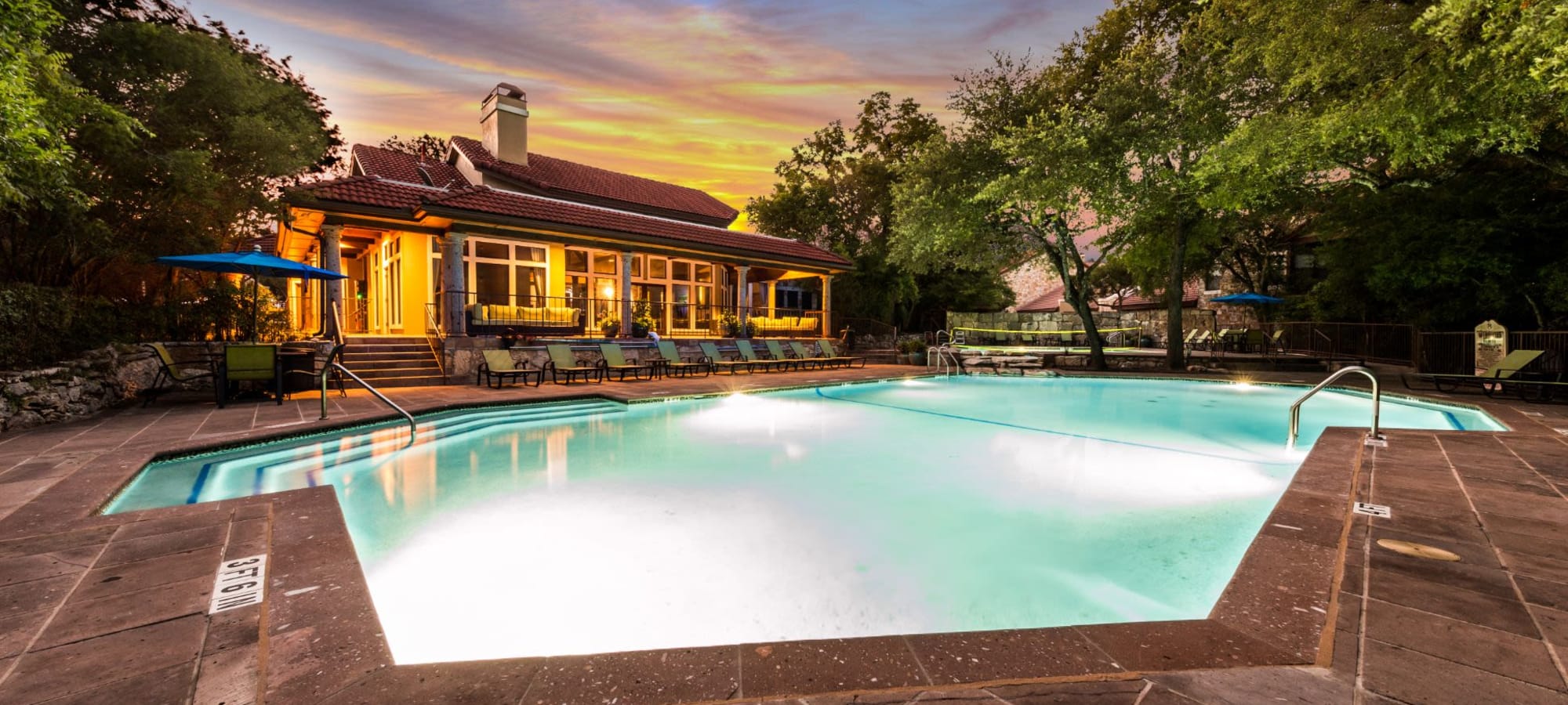 Apartments at Marquis at Caprock Canyon in Austin, Texas