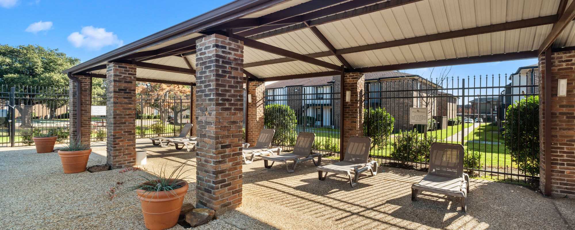 Apartments at Pine Oaks Apartments in Mesquite, Texas