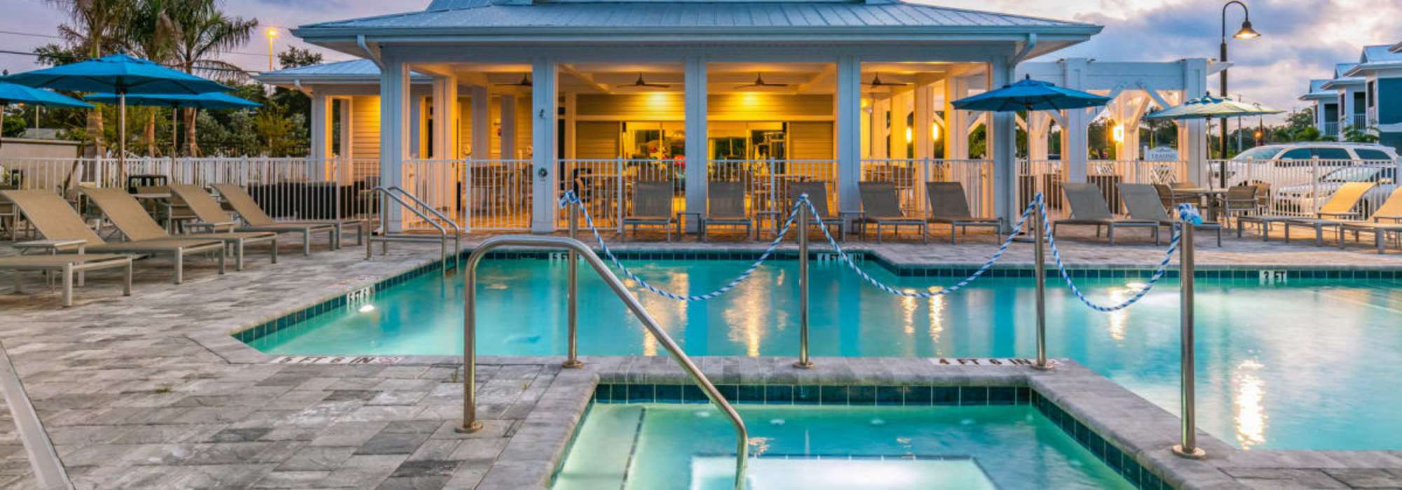 Swimming pool and spa/hot tub at The Bergamot Apartments On 780 in Sarasota, Florida