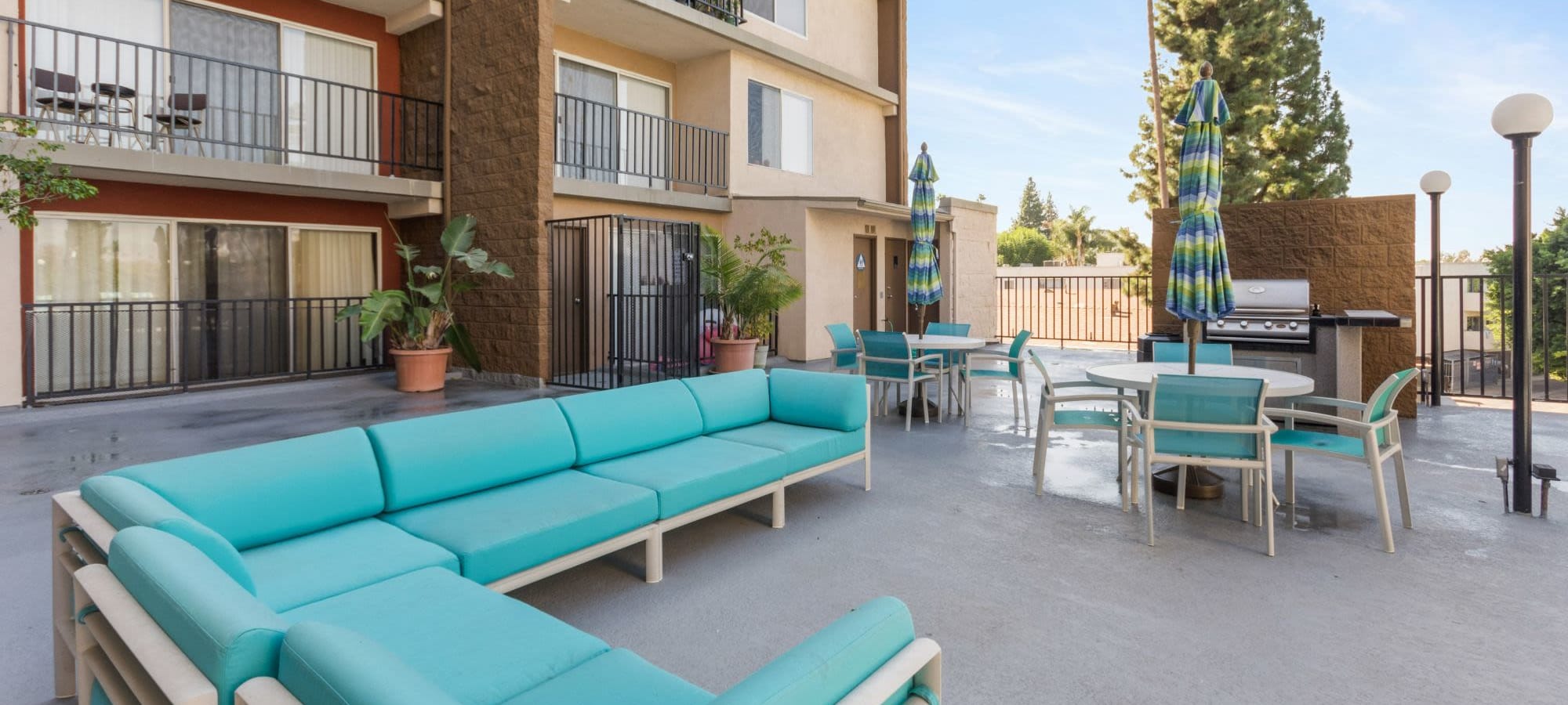 Amanda Regency Apartments apartments in Van Nuys, California