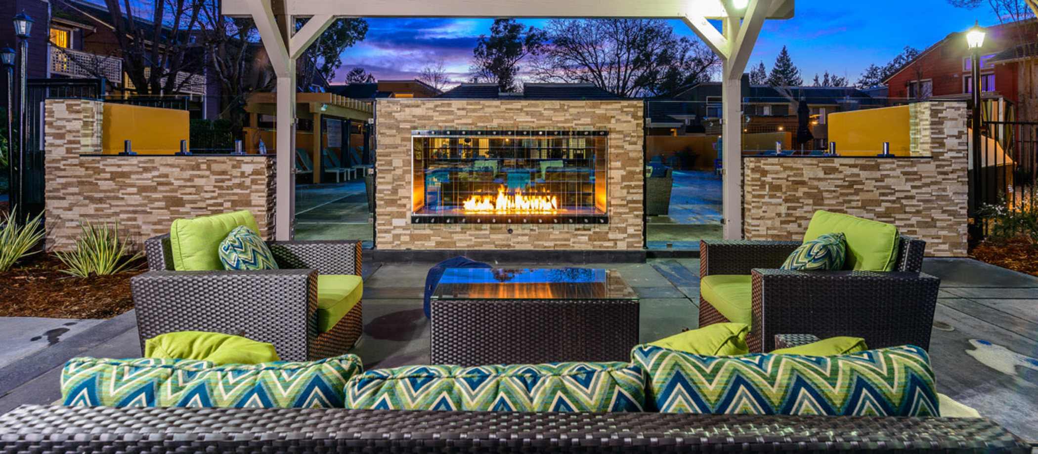 Lounge area at Crossbrook Apartments in Rohnert Park, California