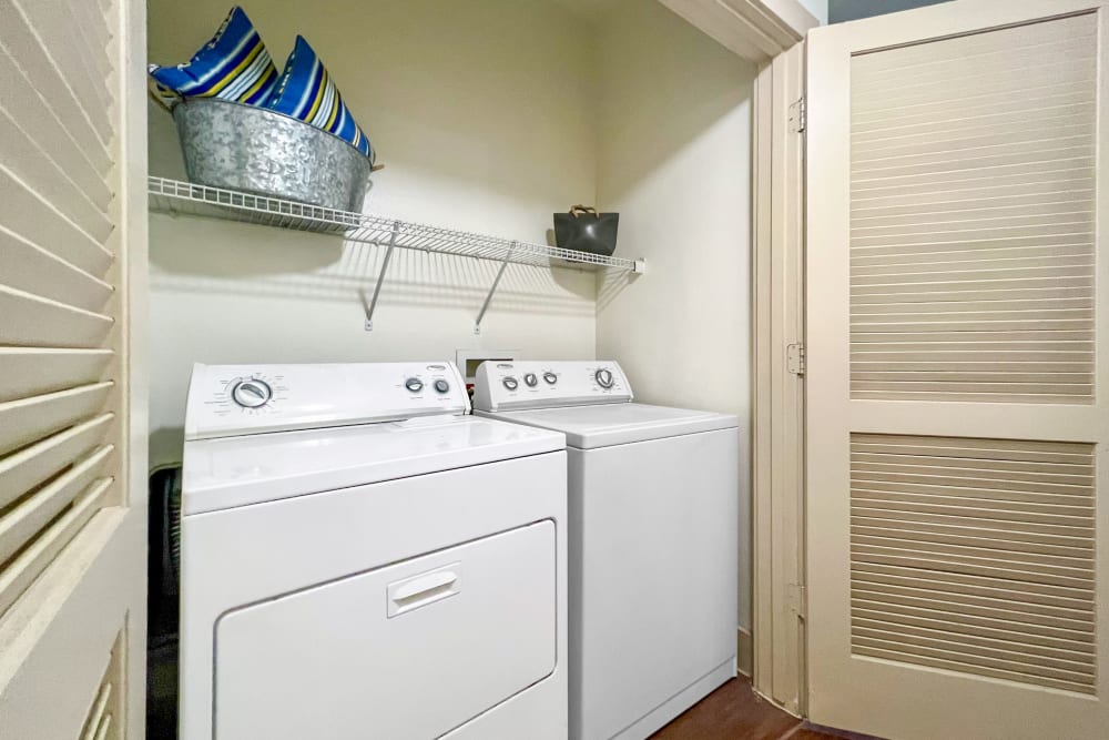 The laundry facilities at Broadstone Grand Avenue in Pflugerville, Texas