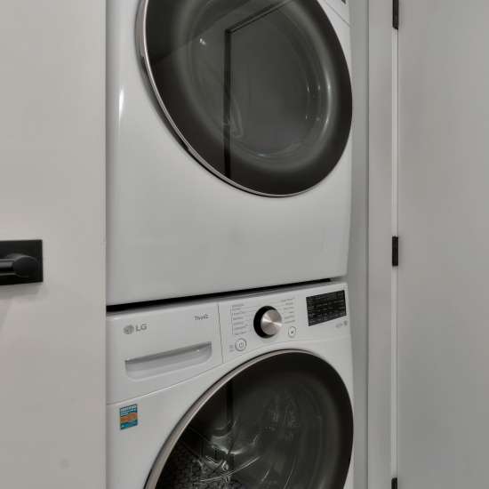 Washer and dryer at 189 Barksdale in Memphis, Tennessee