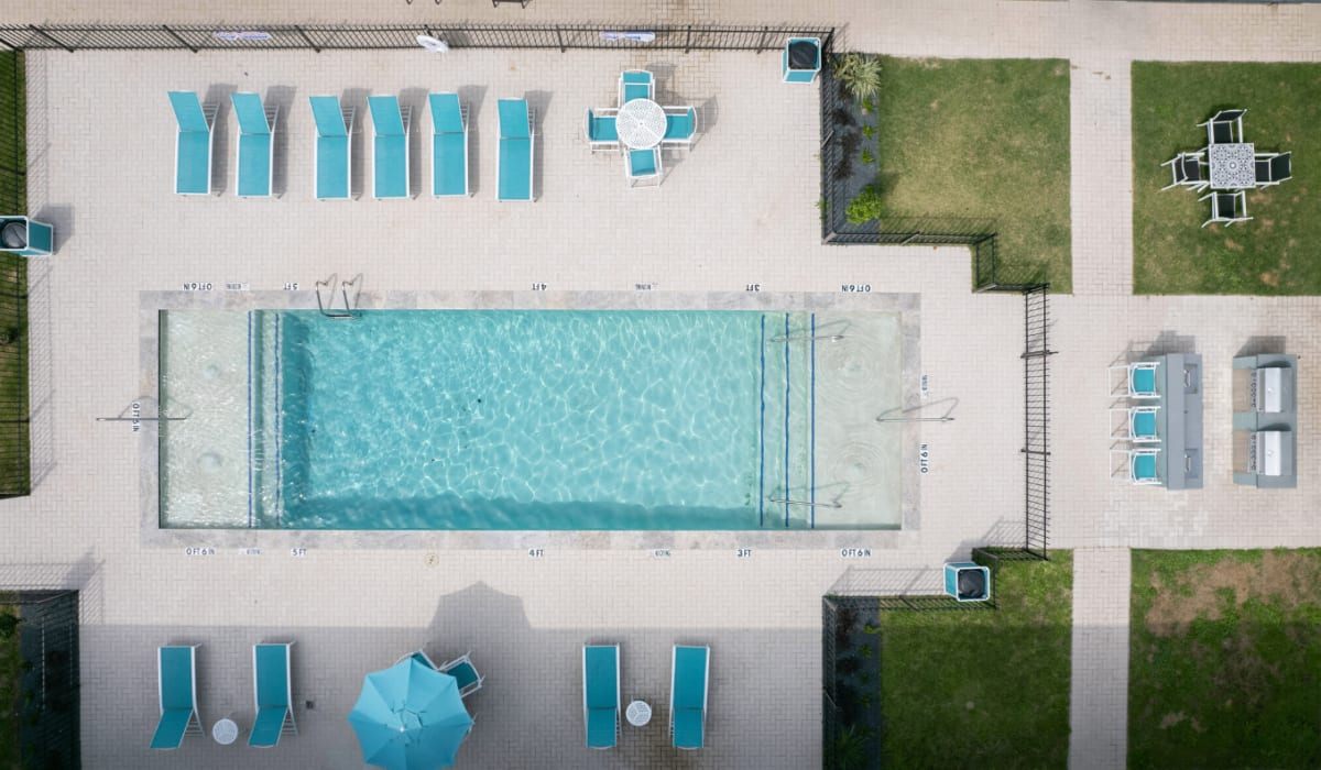 Ariel view of swimming pool at Melrose in Houston, Texas