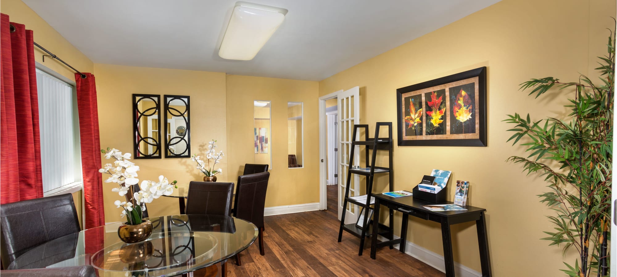 Oxon Hill, MD Apartments Oaks at Oxon Hill