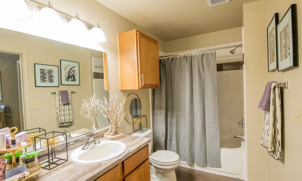 Bathroom at Cascata Apartments in Tulsa, Oklahoma