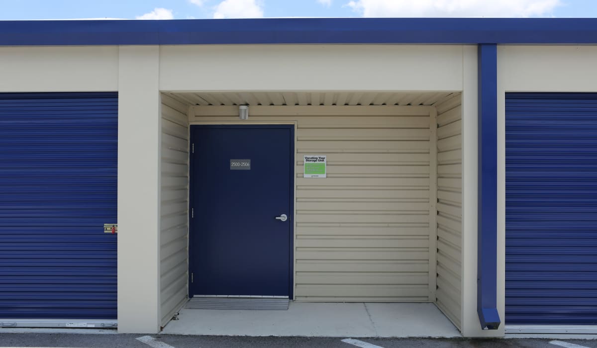 Exterior units at Midgard Self Storage in Bradenton, FL