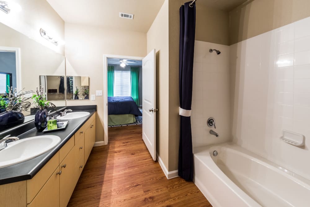 Clean bathroom at Marquis at Canyon Ridge in Austin, Texas
