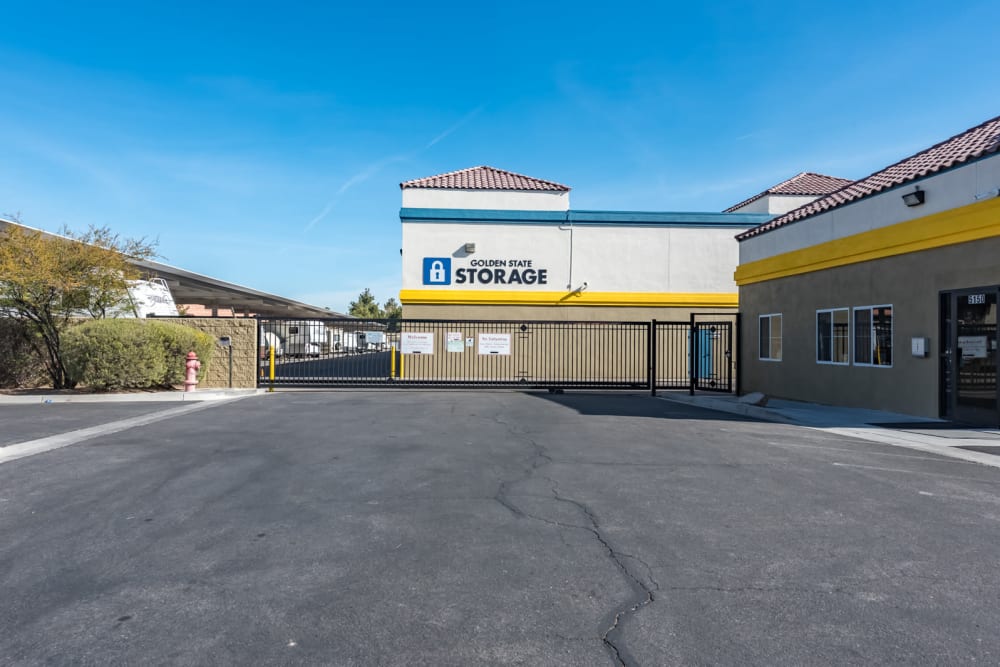 Front view of the leasing office at Golden State Storage - Rainbow in Las Vegas, Nevada